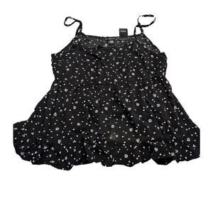 Torrid NWT women’s top size 2
